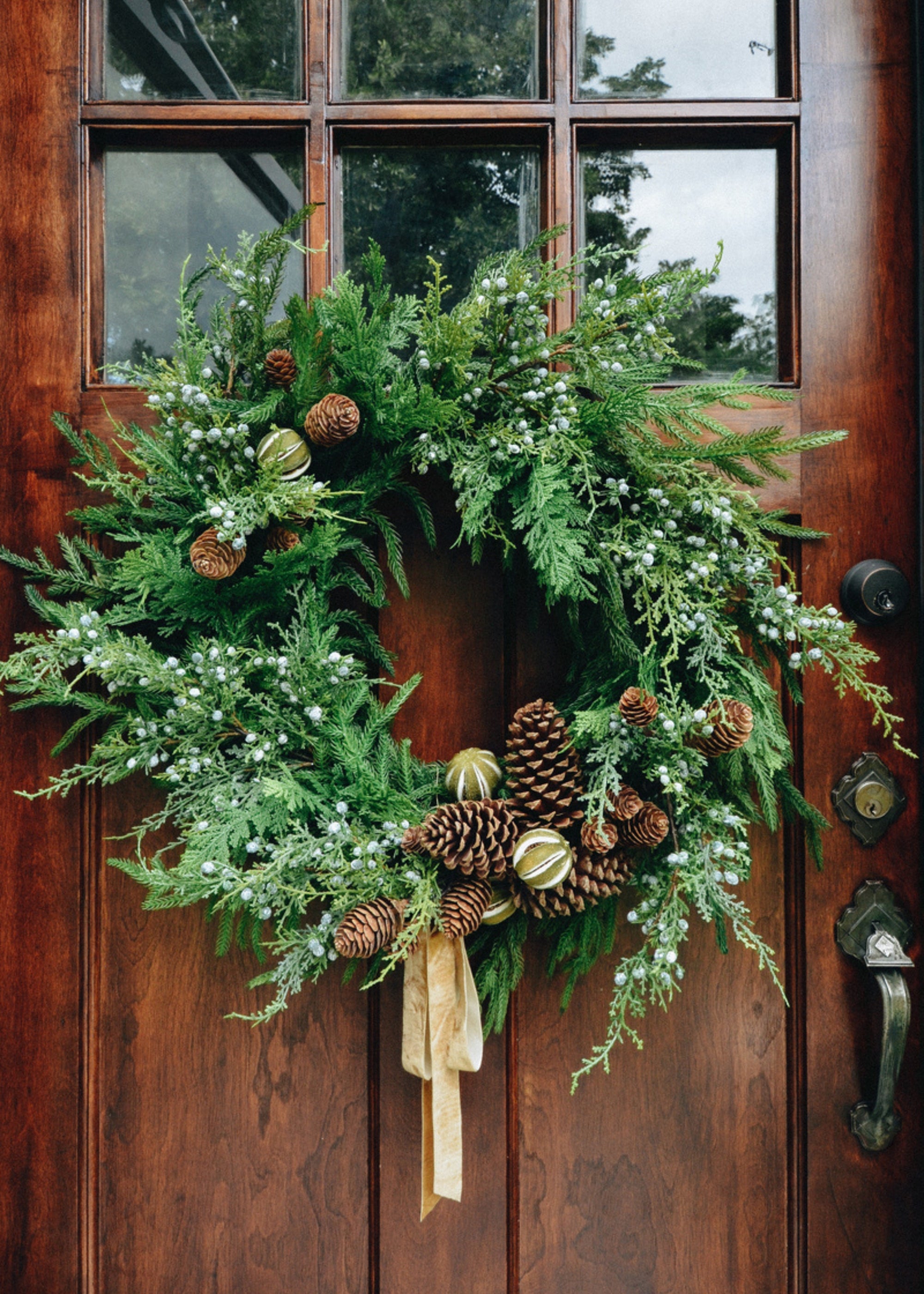 Artificial Pine Cone Branch Winter Decor - 28.5"