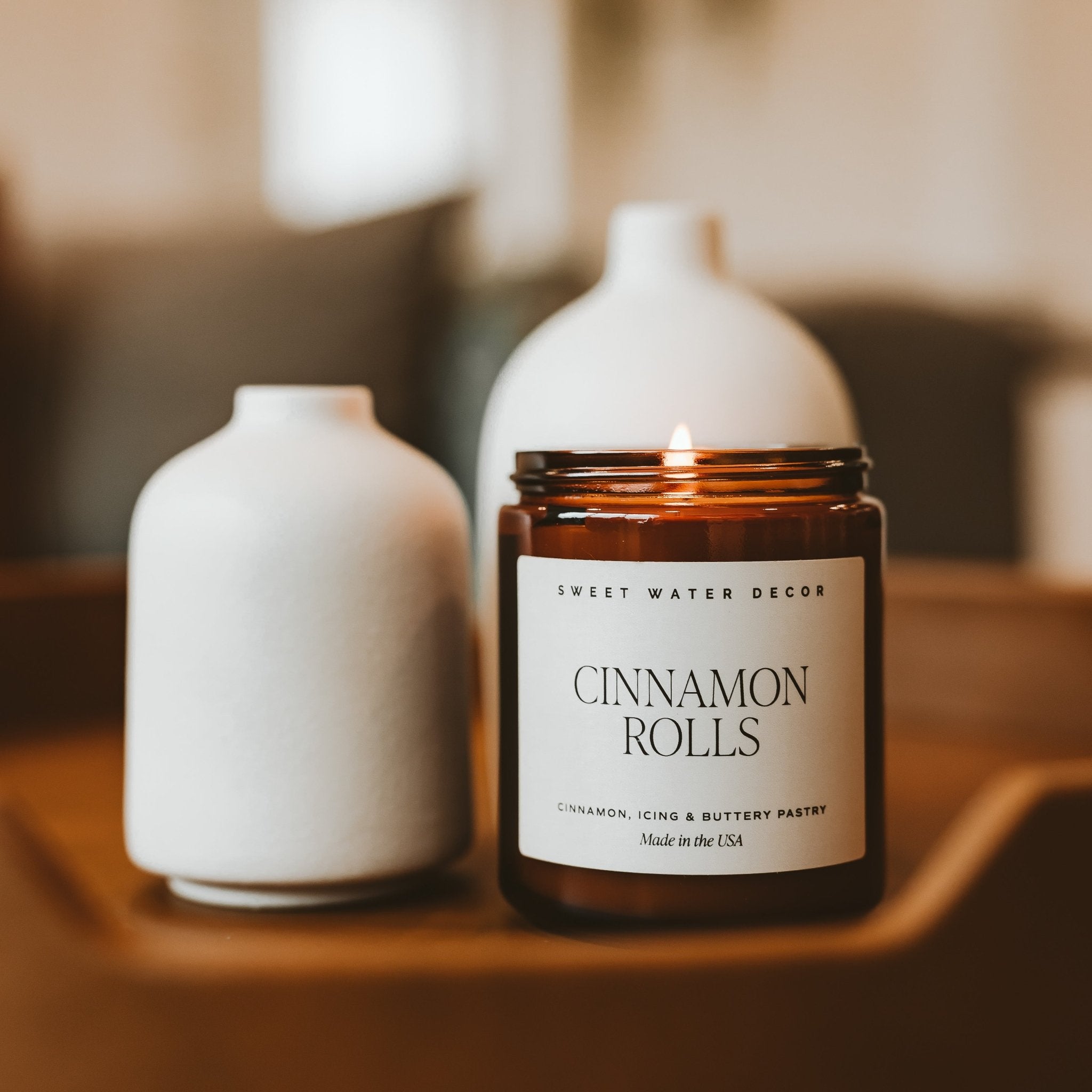 Cinnamon Rolls Soy Candle (9oz Amber Jar)