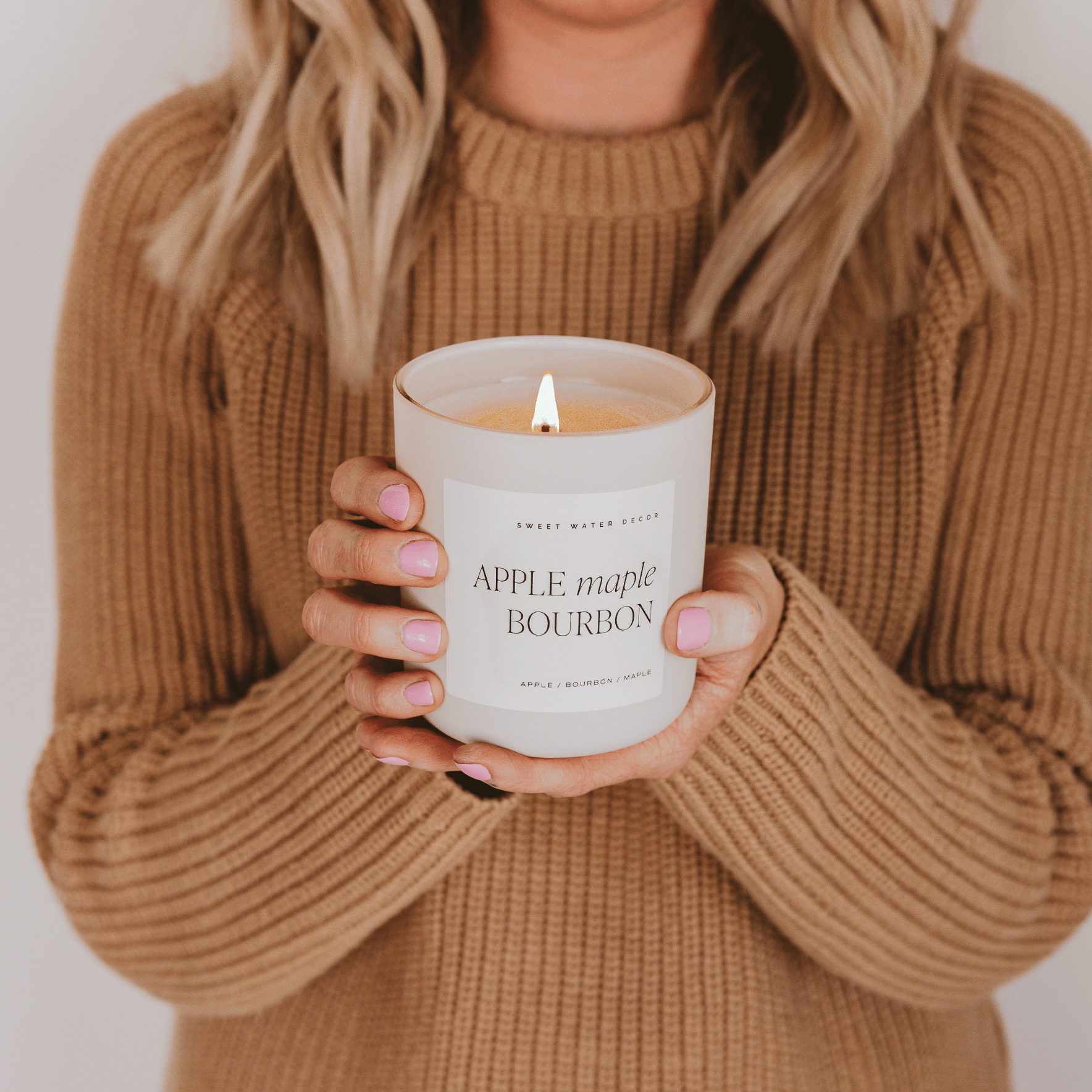 Apple Maple Bourbon Soy Candle (15oz Tan Matte Jar Sunday Brunch scent)