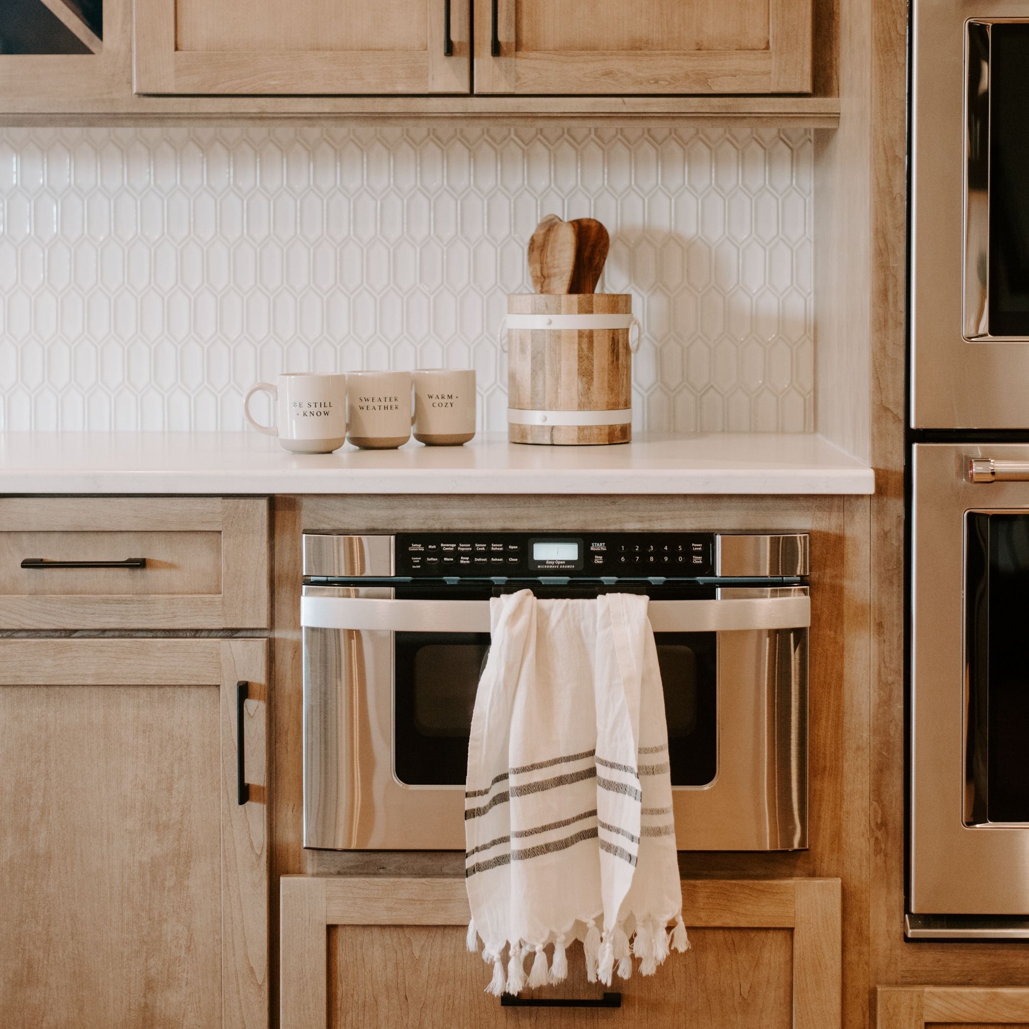 Haley Turkish Cotton + Bamboo Hand Towel (Two Stripe)