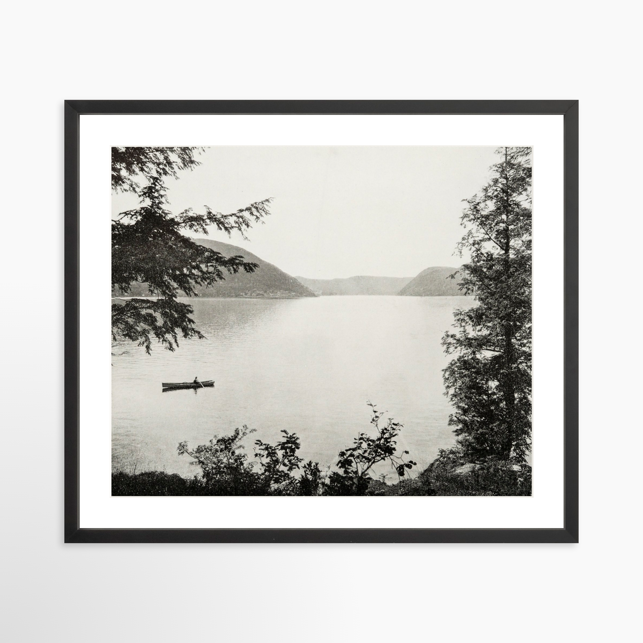 25x20 / Black Frame + White Mat