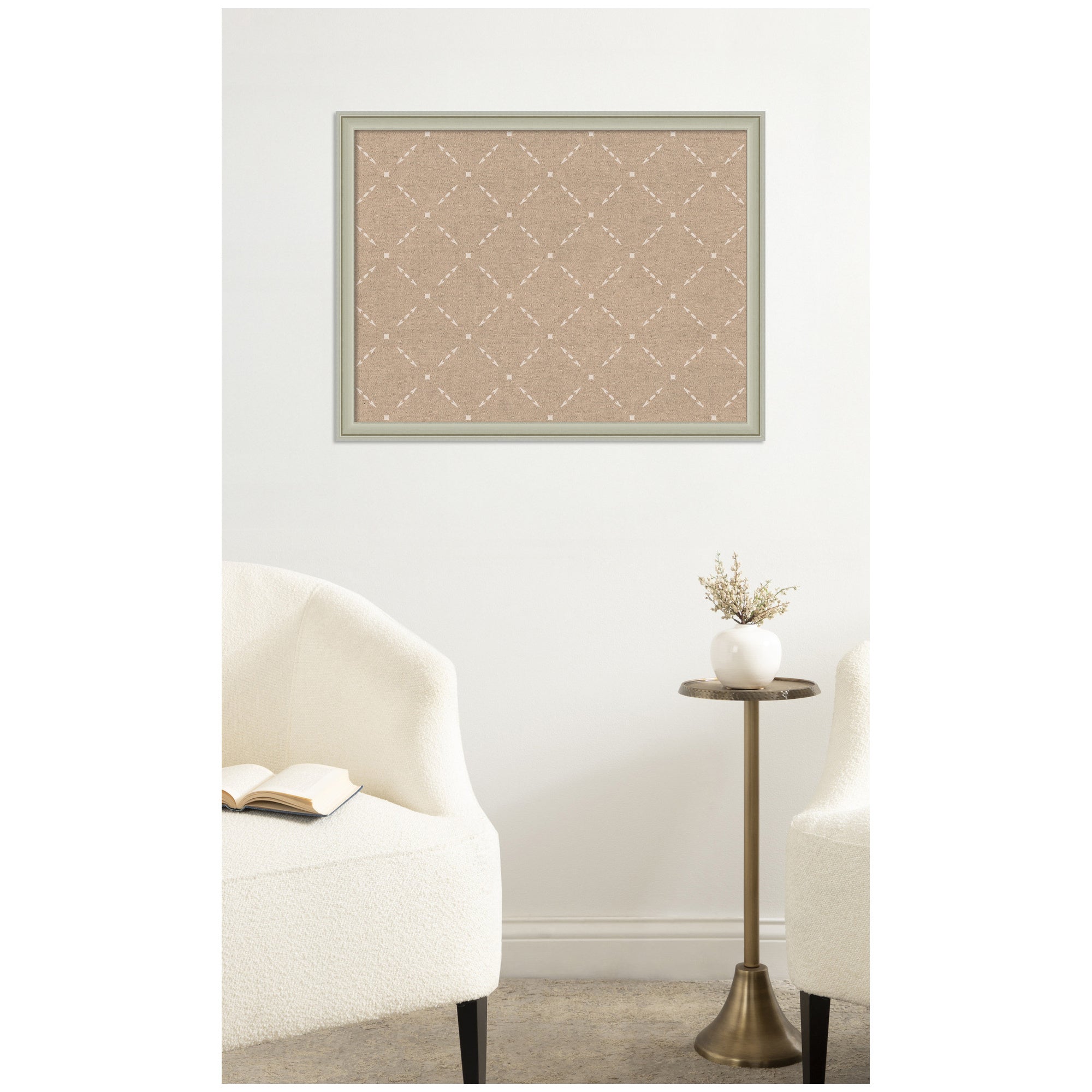 Pinboard Beige Lattice Pattern