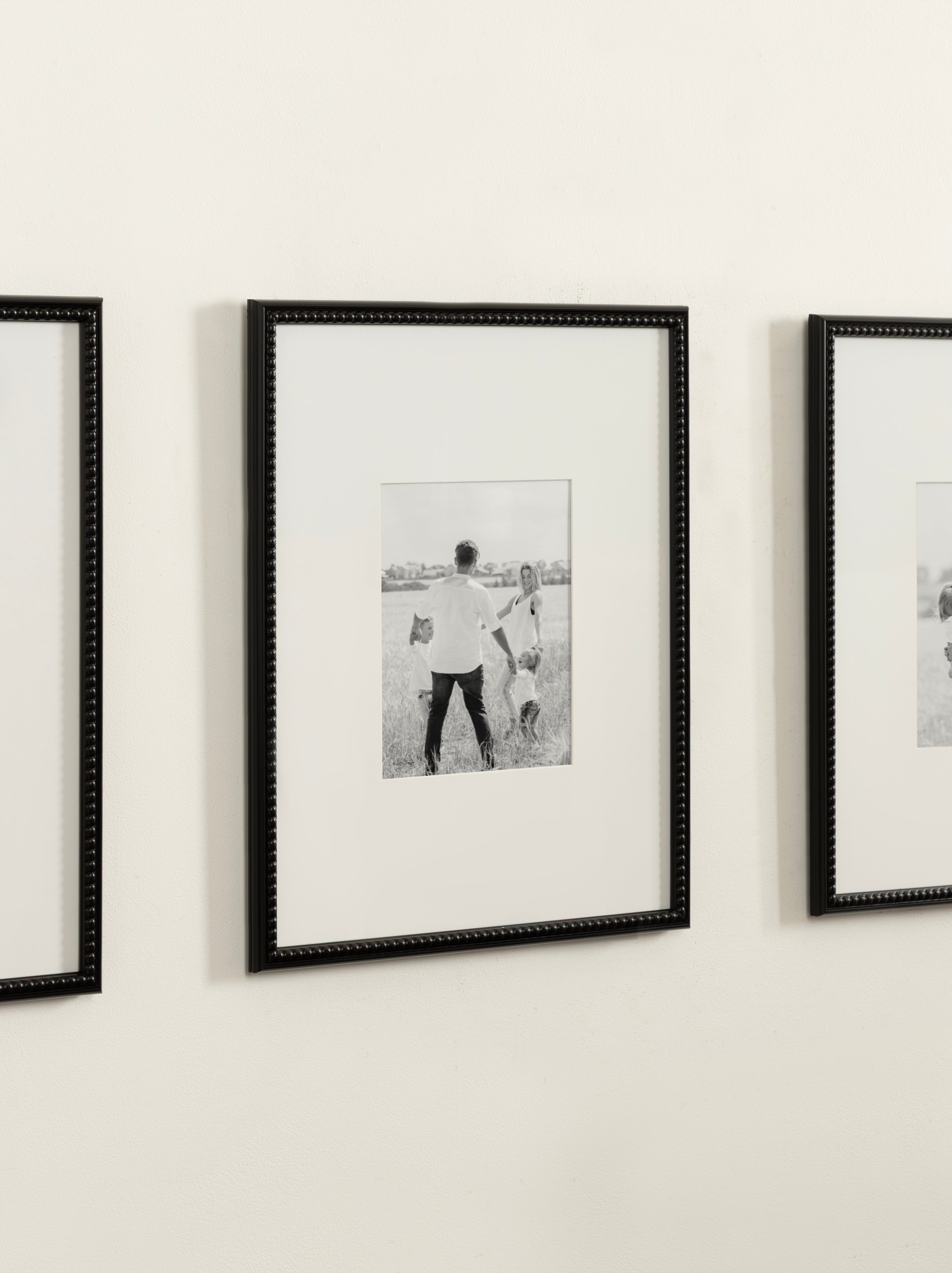 Adlynn Beaded Photo Frame Set