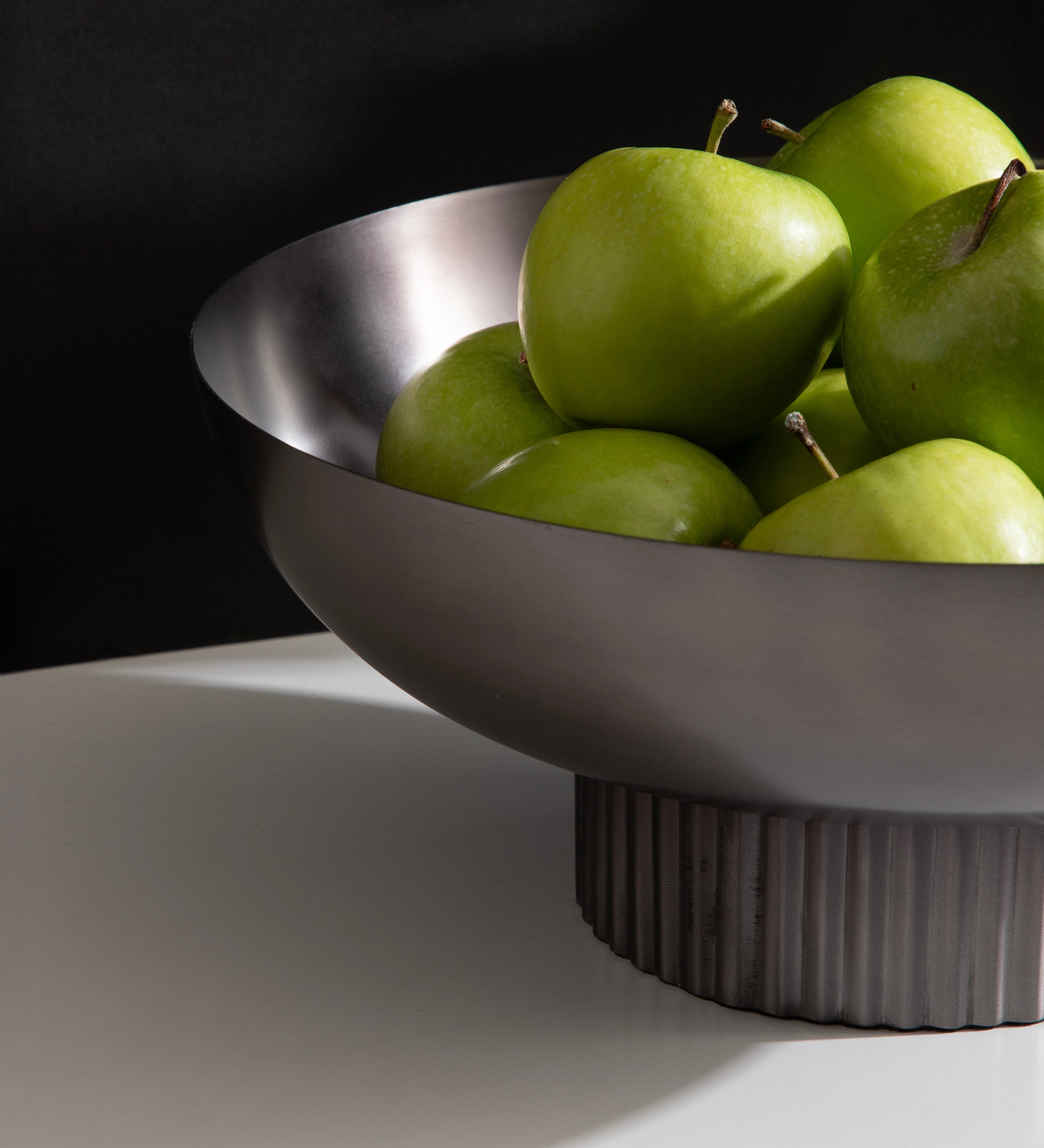 Rooks Ribbed Metal Bowl