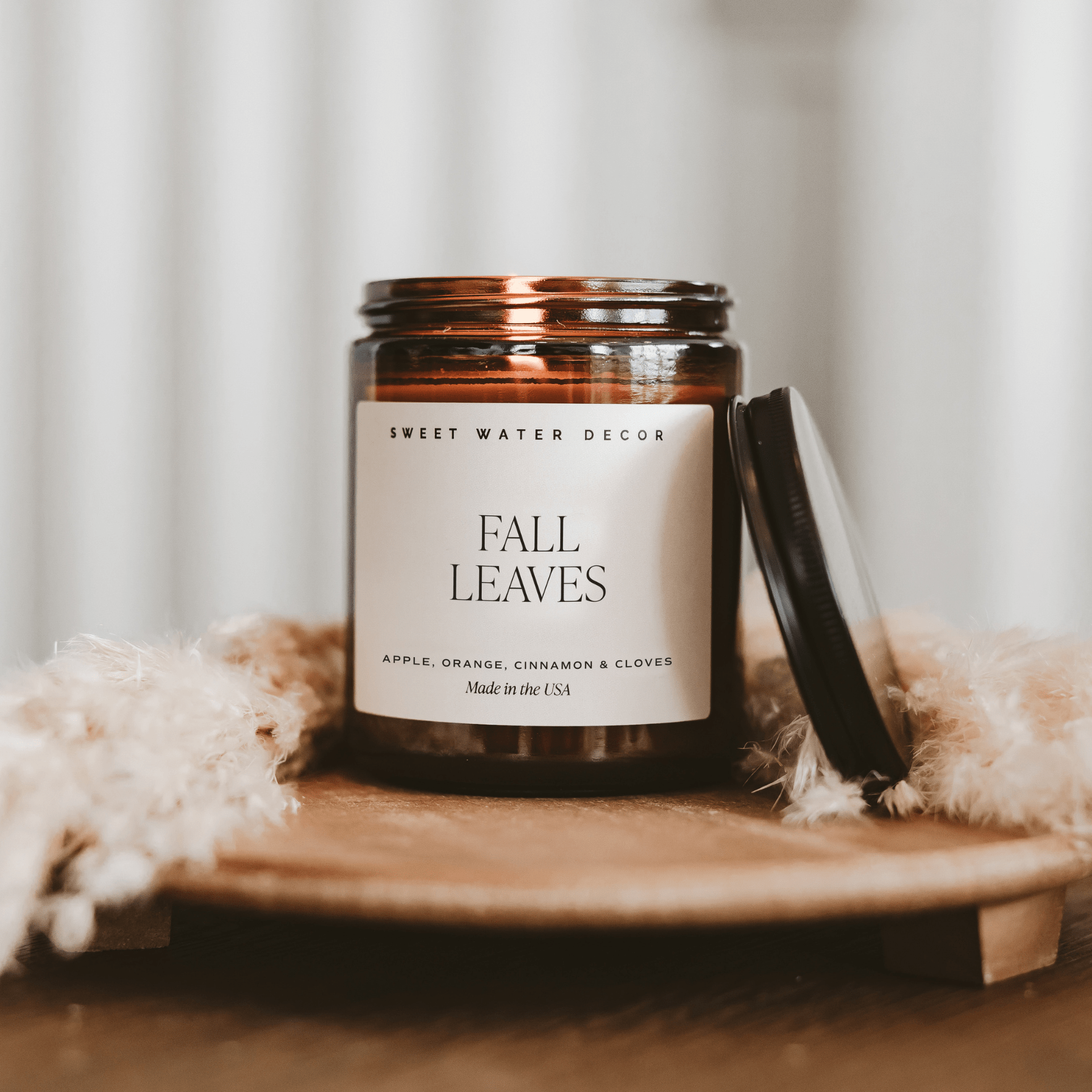 Fall Leaves Soy Candle (9oz Amber Jar)