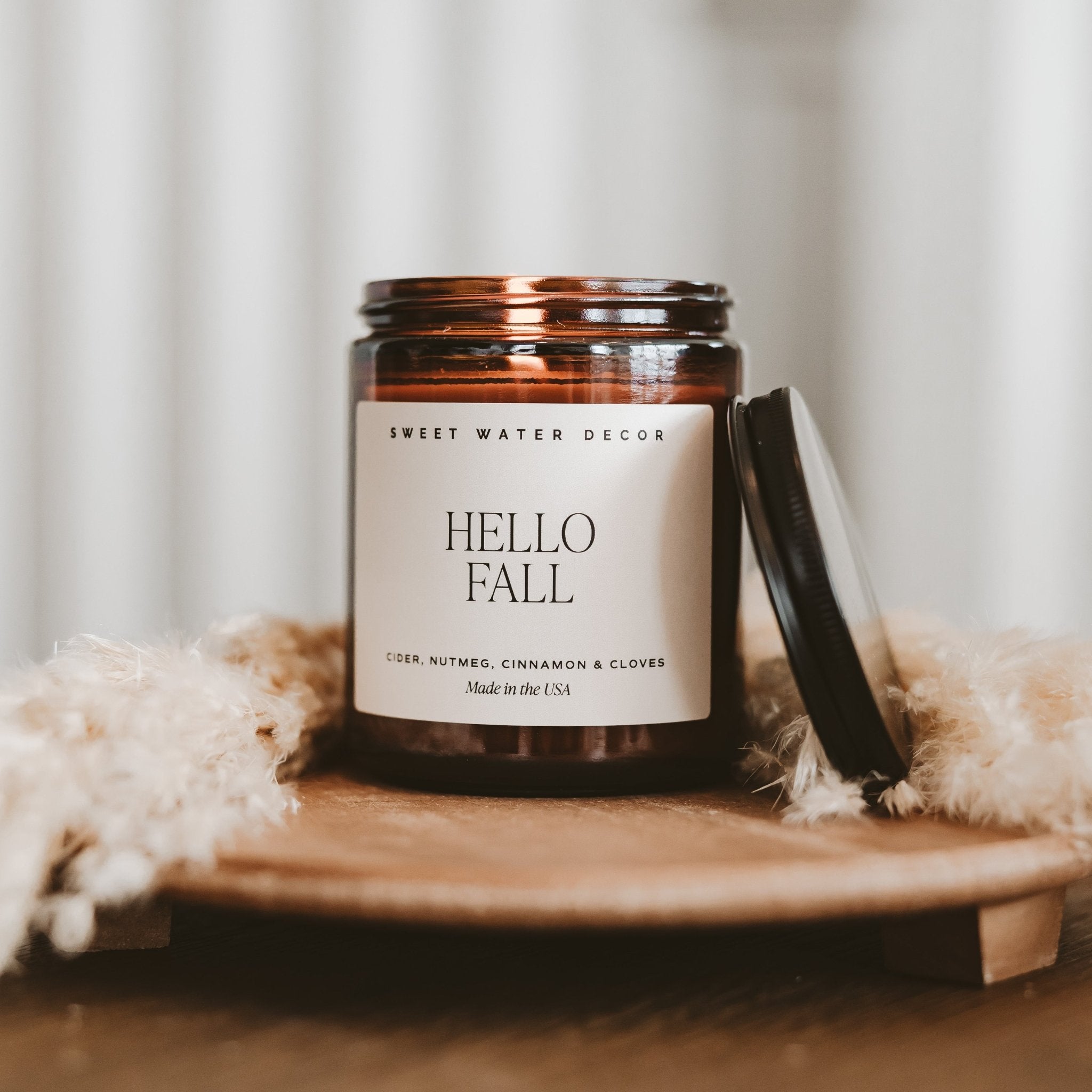 Hello Fall Soy Candle (9oz Amber Jar)