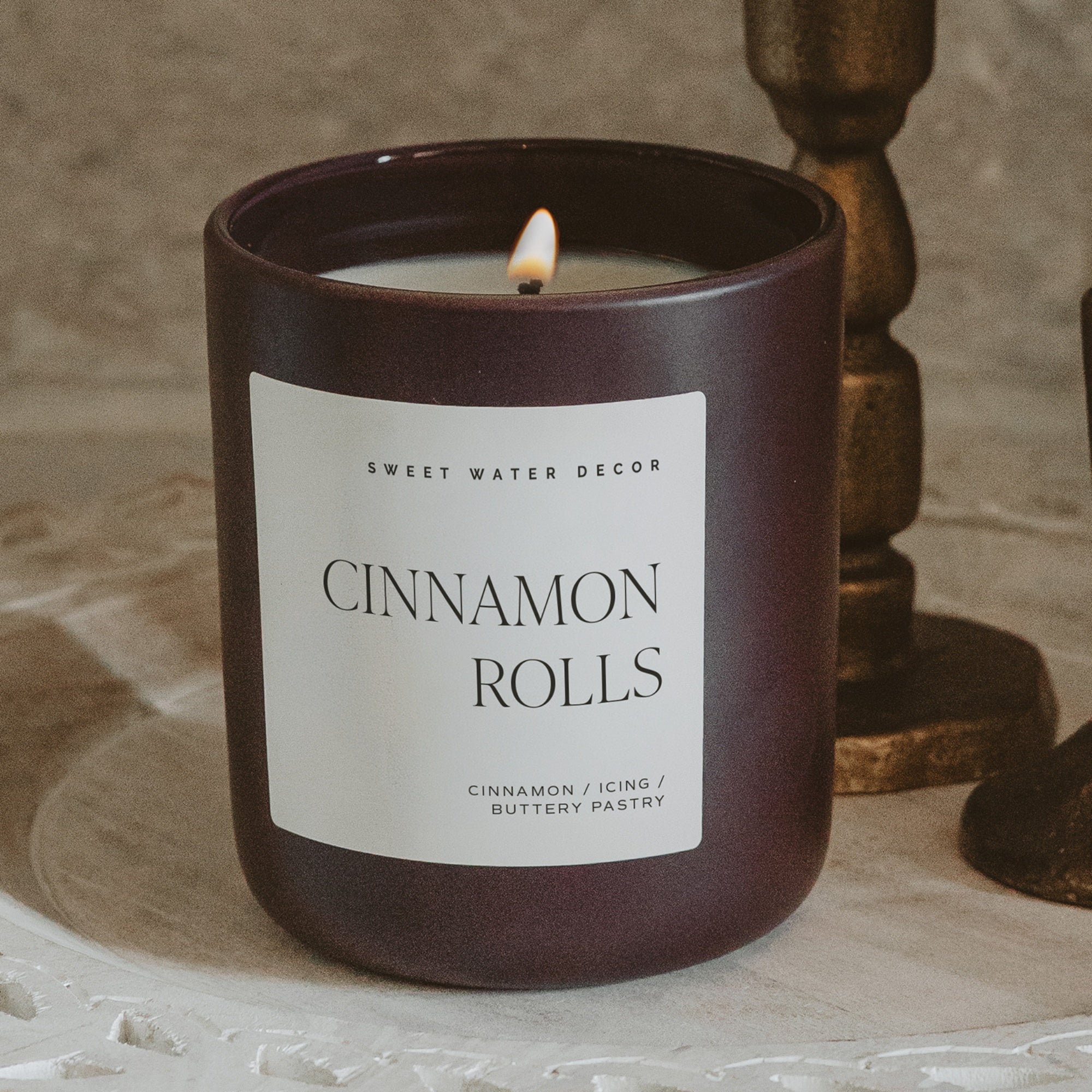 Cinnamon Rolls Soy Candle (15oz Brown Matte Jar)