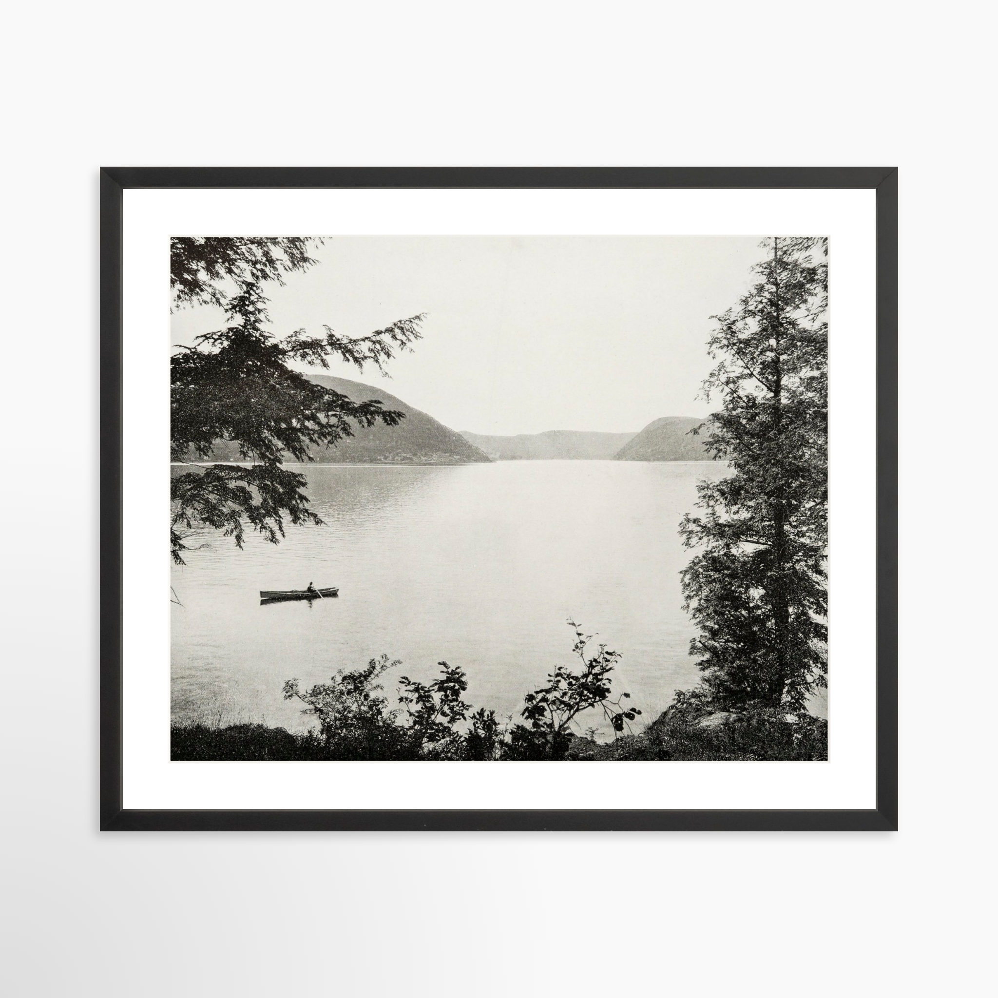 25x20 / Black Frame + White Mat