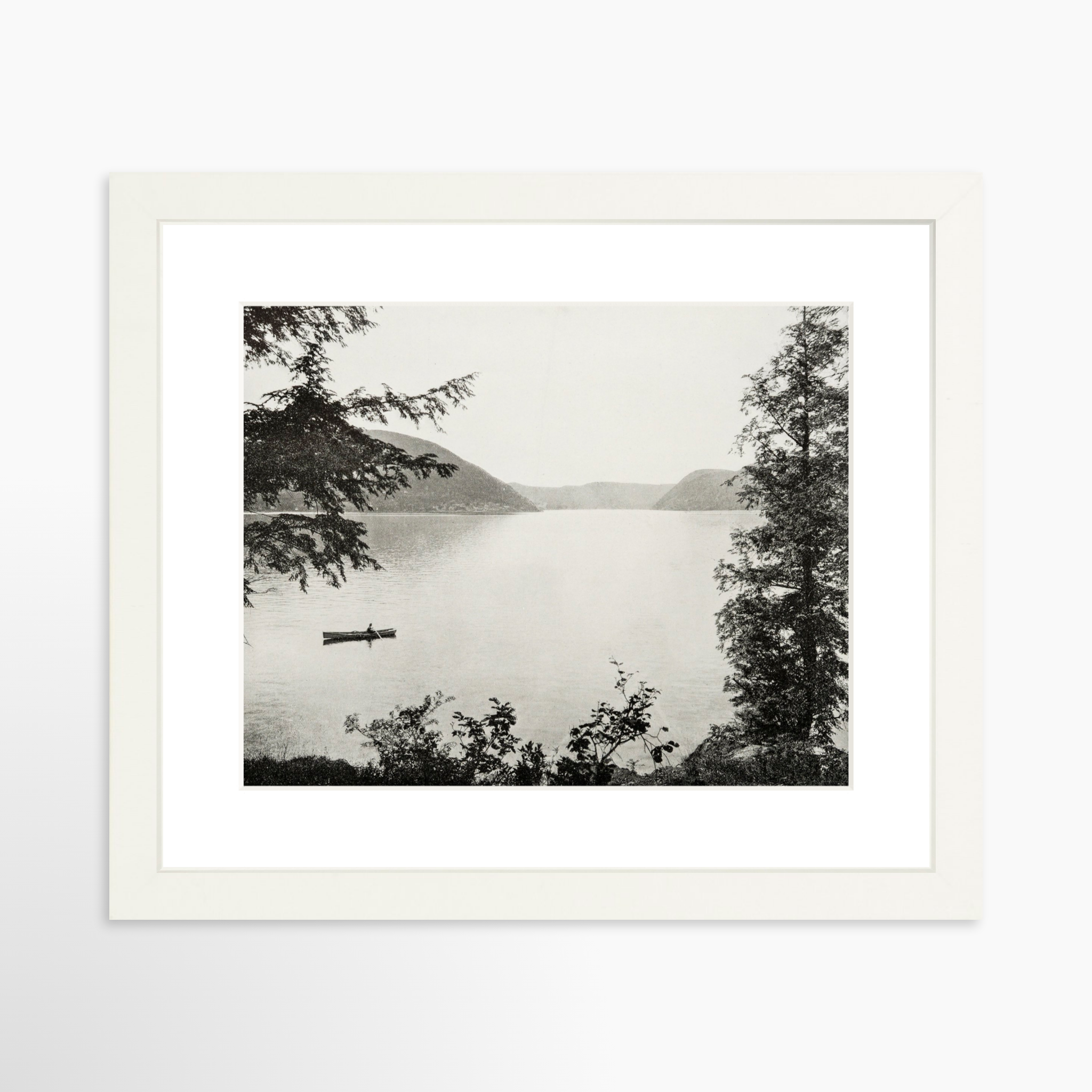 10x8 / White Frame + White Mat