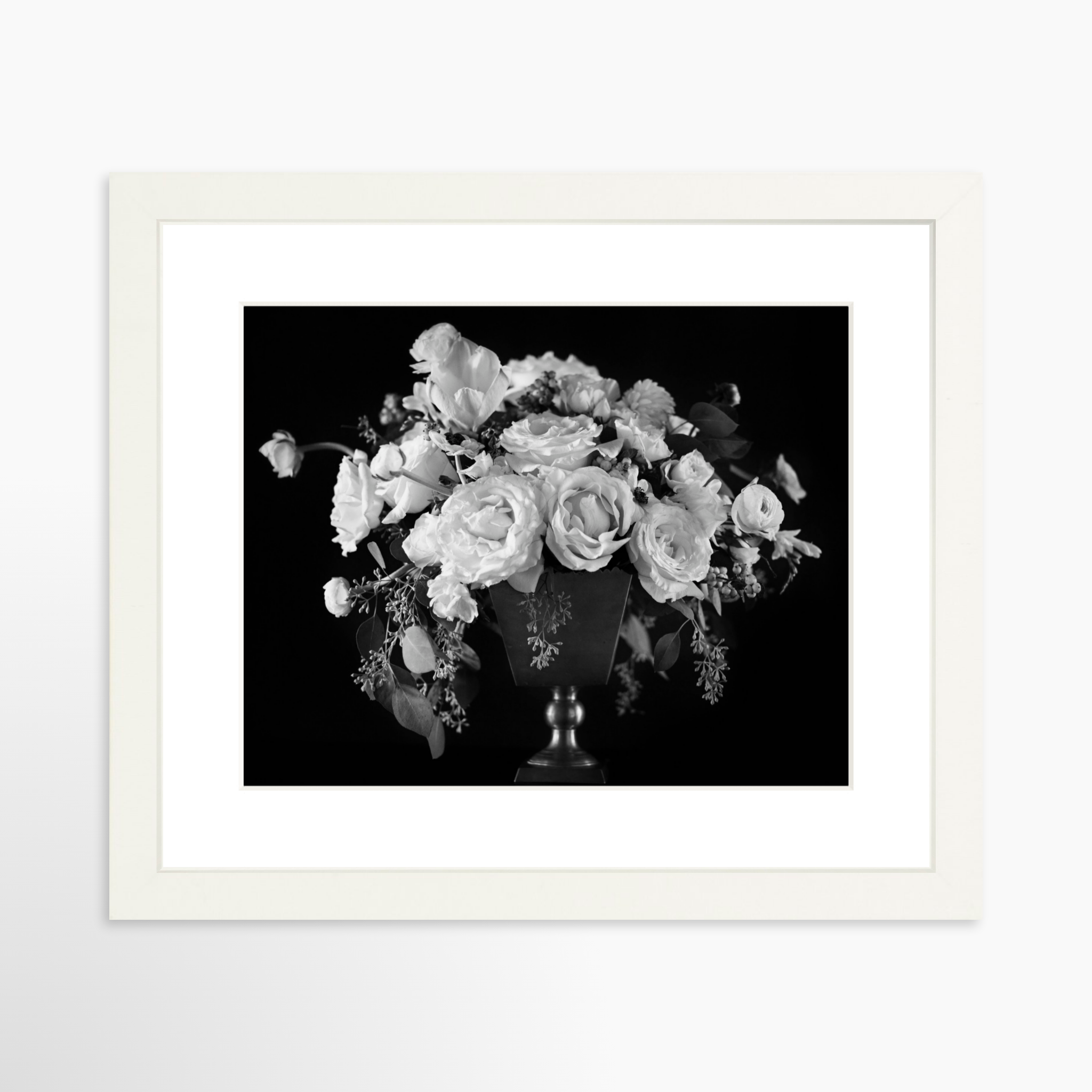 10x8 / White Frame + White Mat