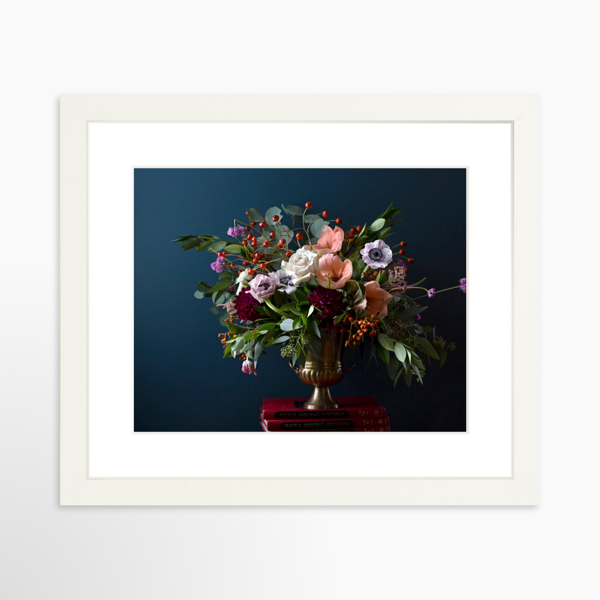 10x8 / White Frame + White Mat