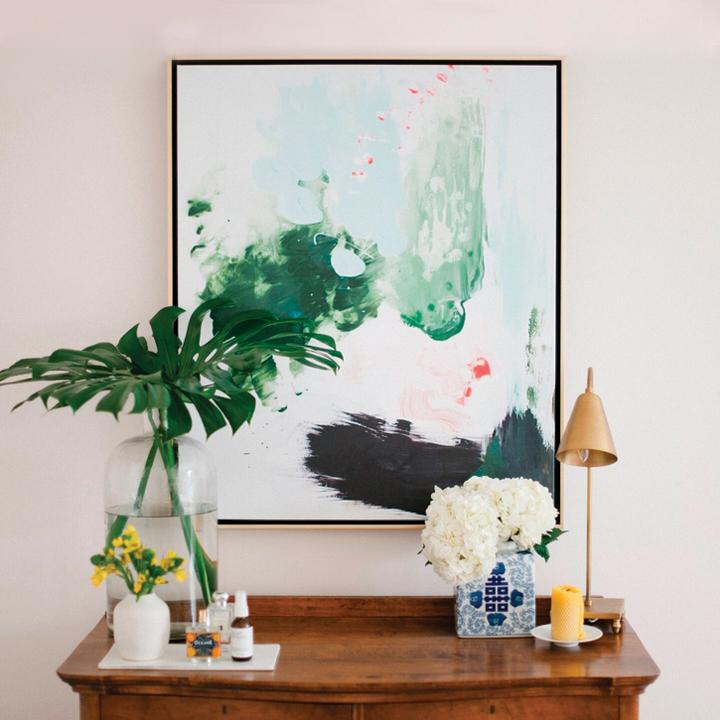 Soft notes of ice blue, ballet pink and poppy swirl and dot around with evergreen and moss tones to create the perfect palette. A Lindsay Letters Co fan favorite! We love her next to her bestie, Pippa.