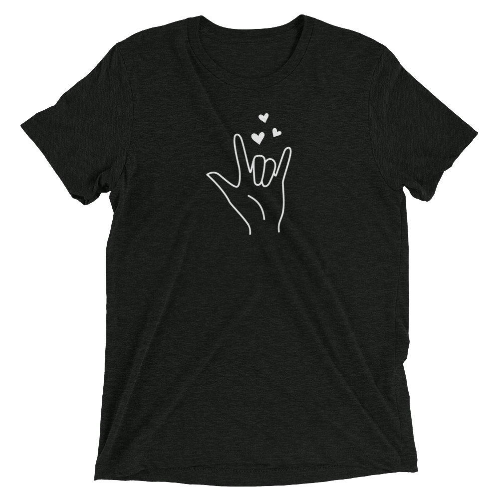 ily tee in charcoal black